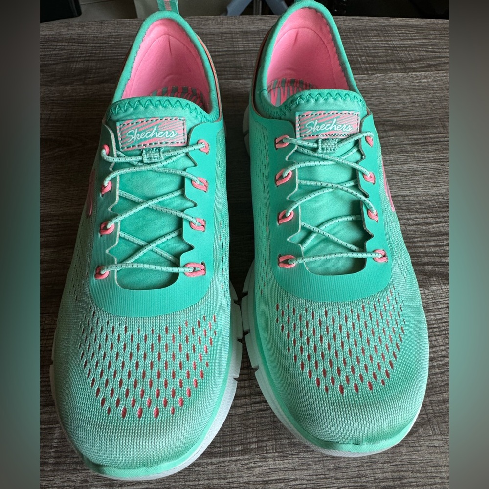 Sketchers Glider - Harmony Shoes